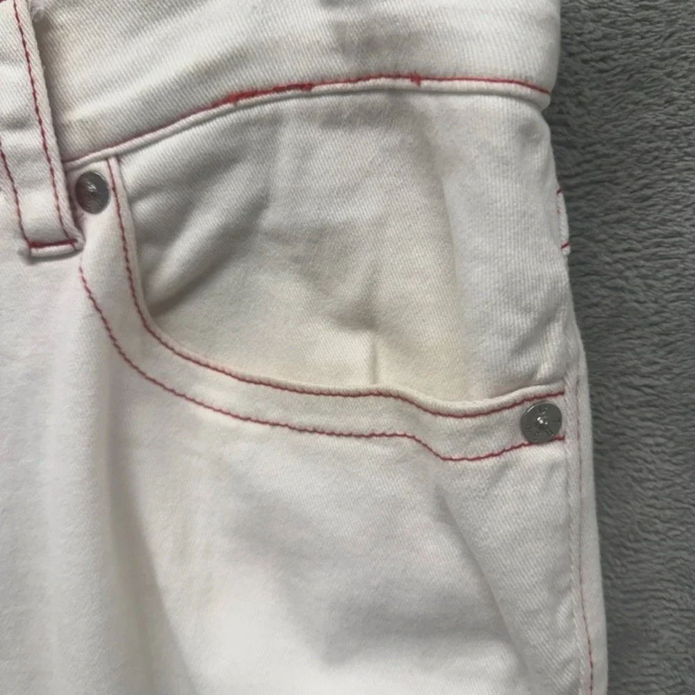 True Religion Ricky Relaxed Straight White Red Stitch Jeans Mens 38 x 27